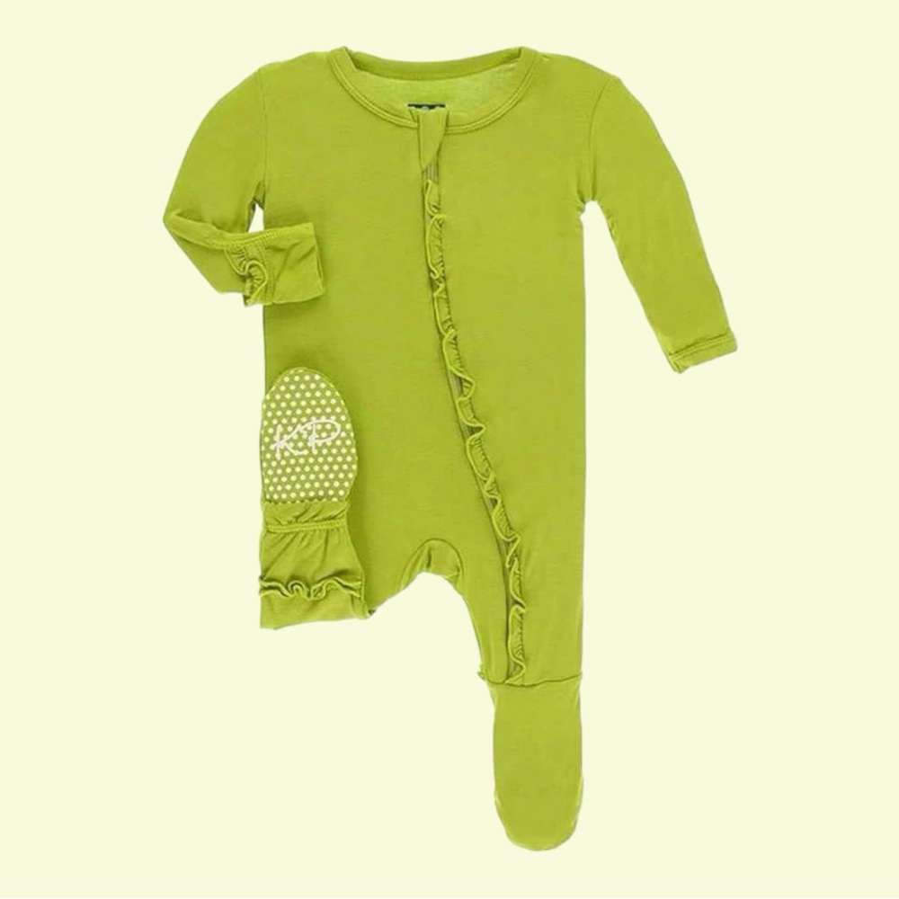 NWT Kickee Ruffle Footie